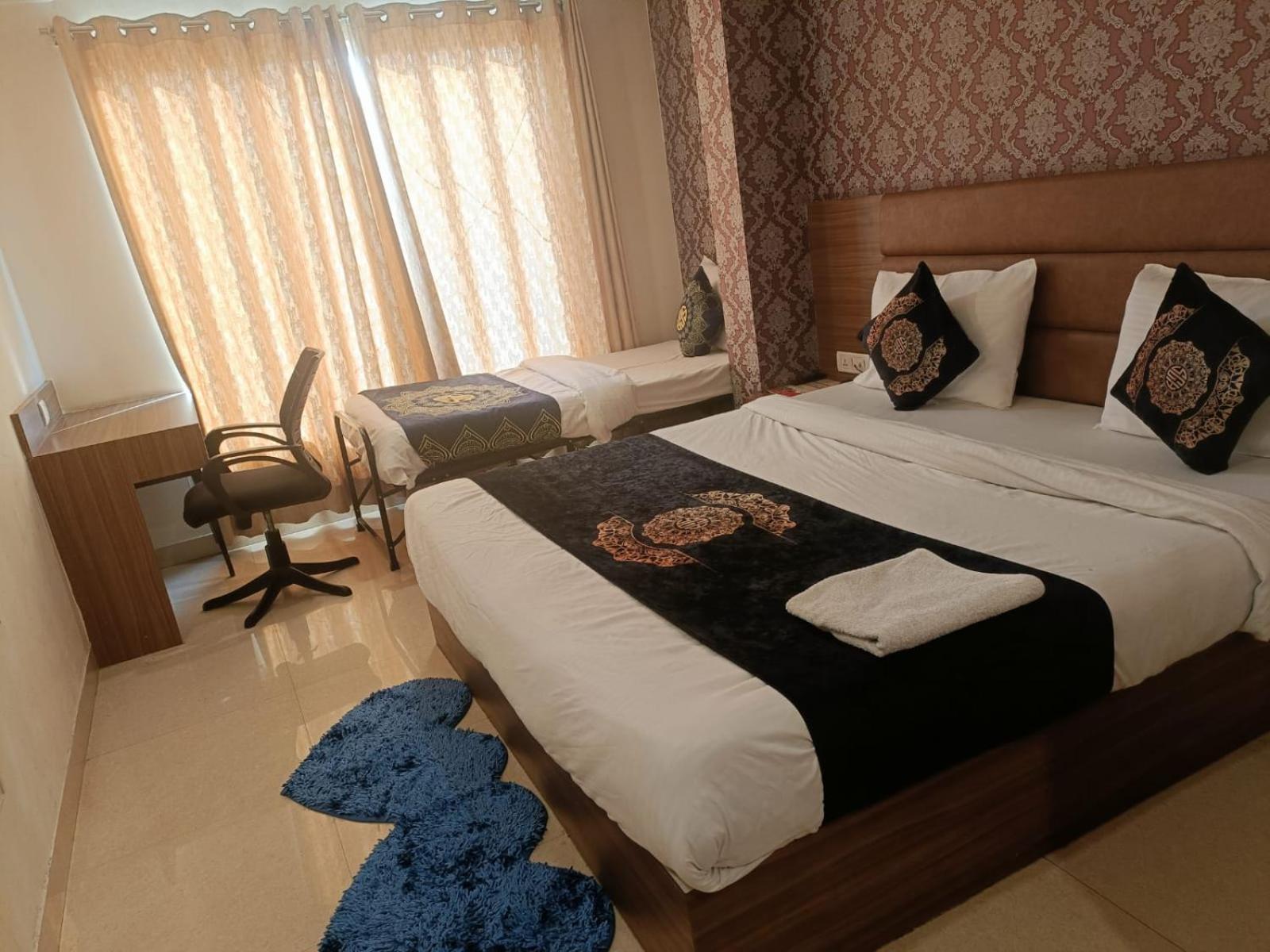 Hotel Grand Suites By D'Capitol Near Delhi Airport New Delhi Bagian luar foto