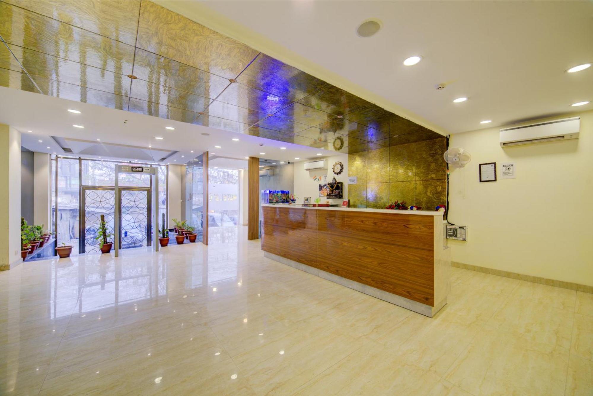 Hotel Grand Suites By D'Capitol Near Delhi Airport New Delhi Bagian luar foto